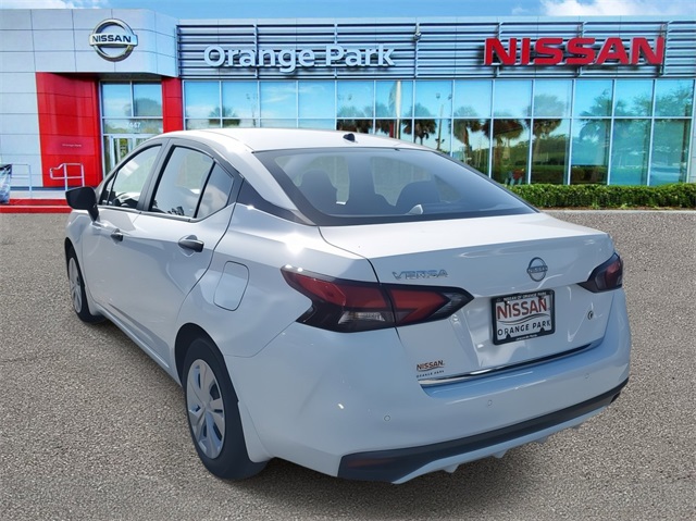 2025 Nissan Versa S photo 3