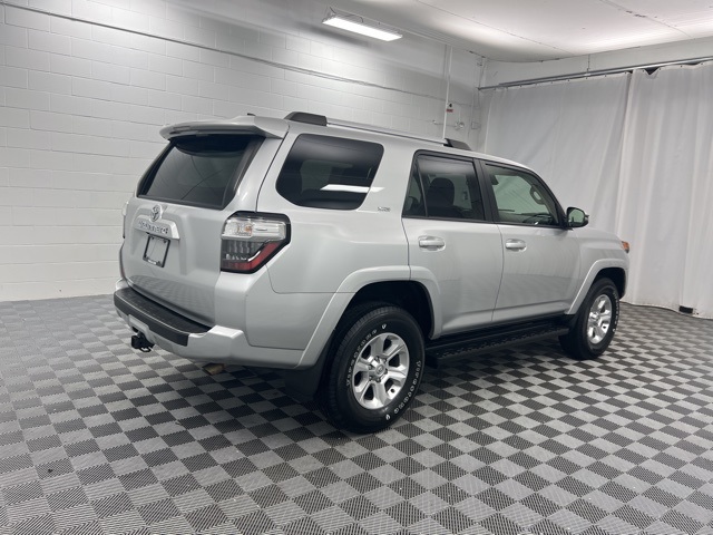 2022 Toyota 4Runner SR5 Premium photo 4