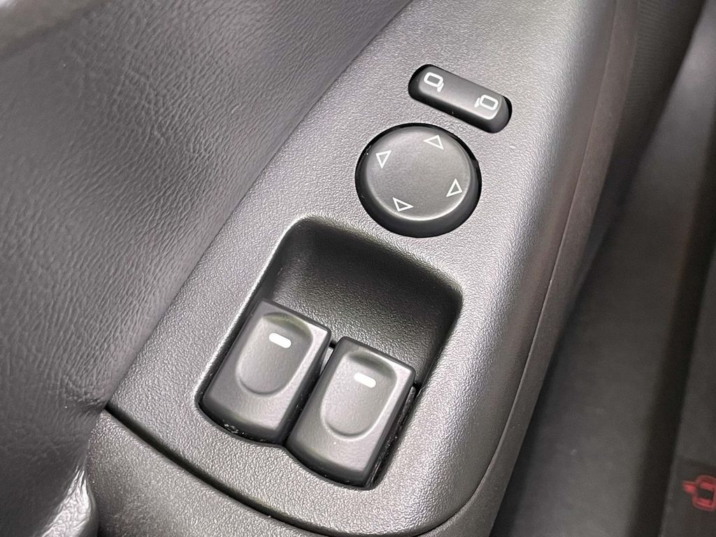 2006 Chevrolet Corvette Base photo 28