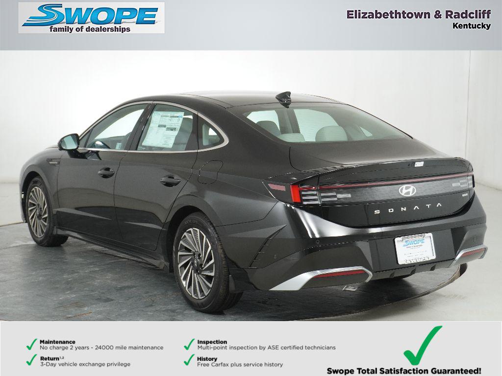 2025 Hyundai Sonata Hybrid Limited photo 5