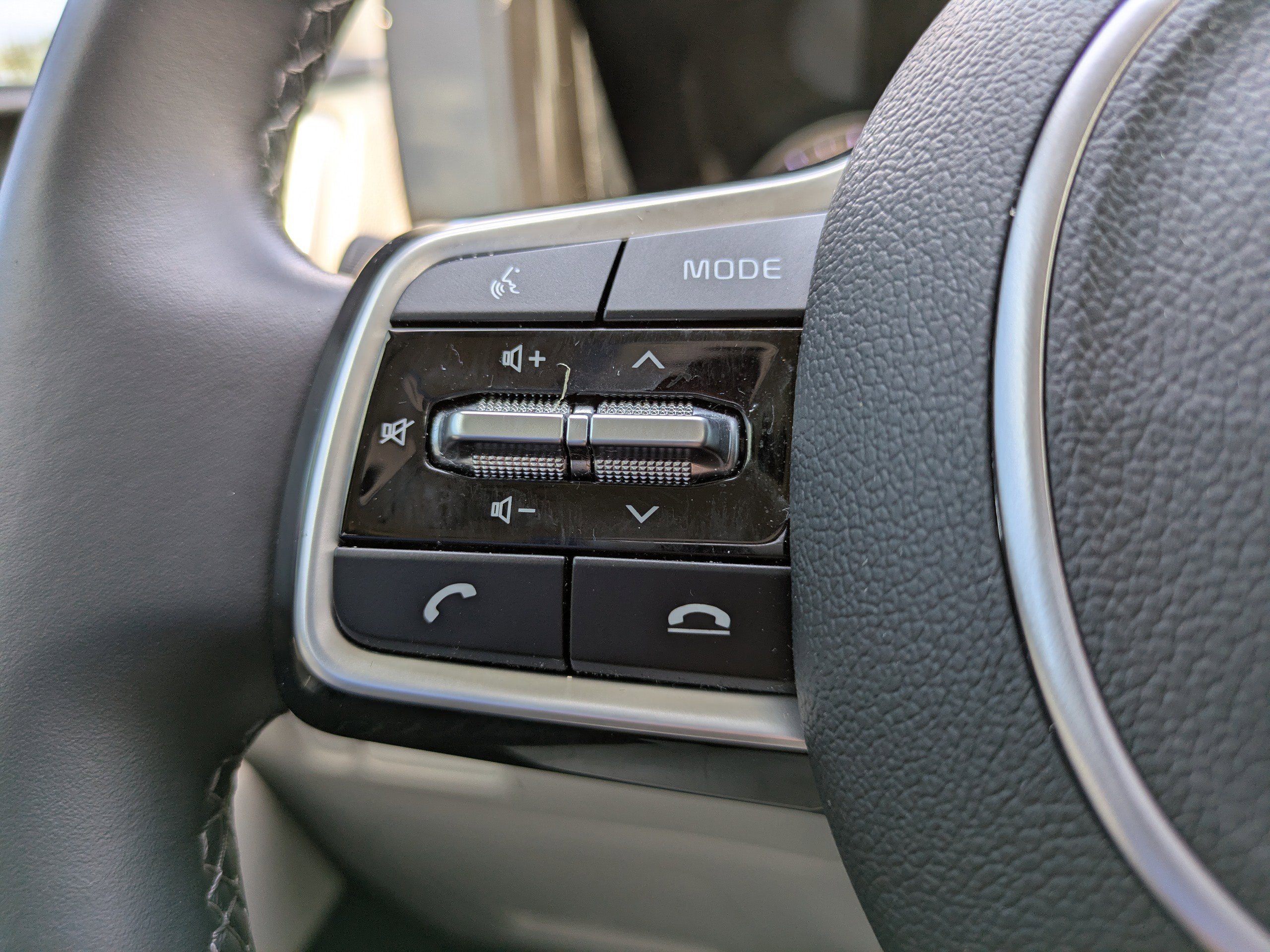 2022 Kia Sorento S photo 19