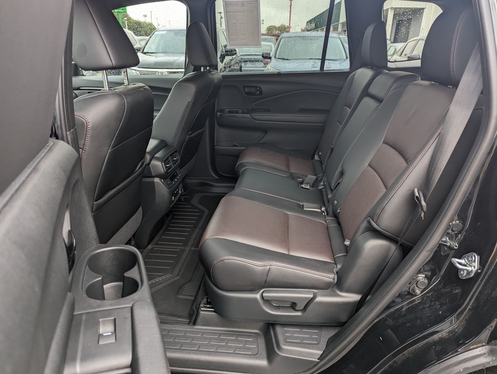 2024 Honda Passport Black Edition photo 4