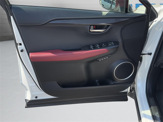 2020 Lexus NX 300h Premium photo 21