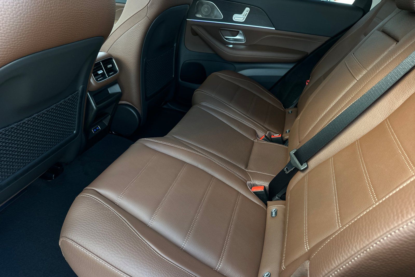 2026 Mercedes Benz GLE 450 4MATIC photo 10