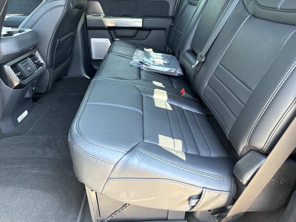 2026 Ford F-250 photo 12