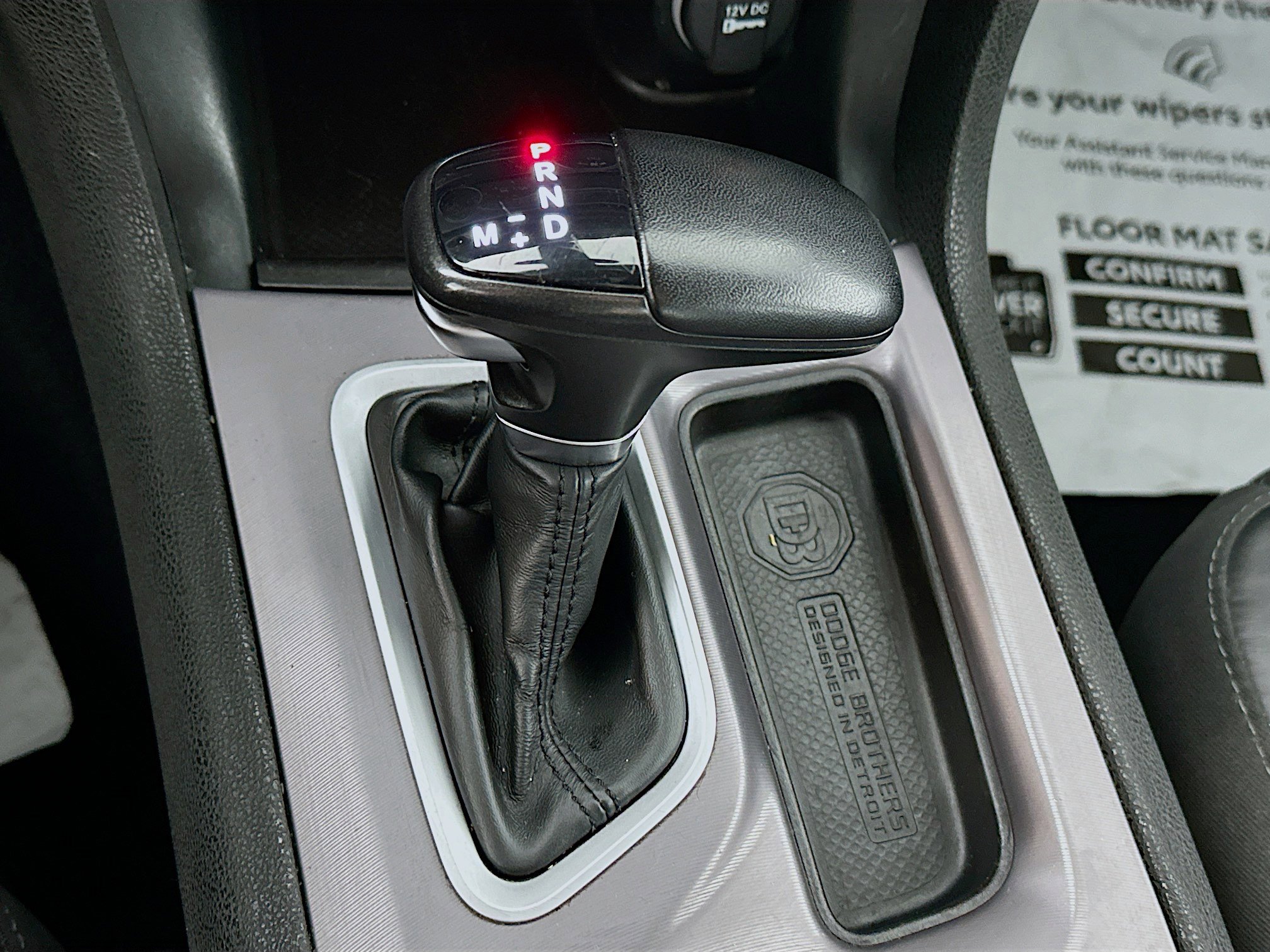 2022 Dodge Charger SXT photo 14
