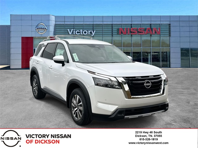 2025 Nissan Pathfinder SL's photo