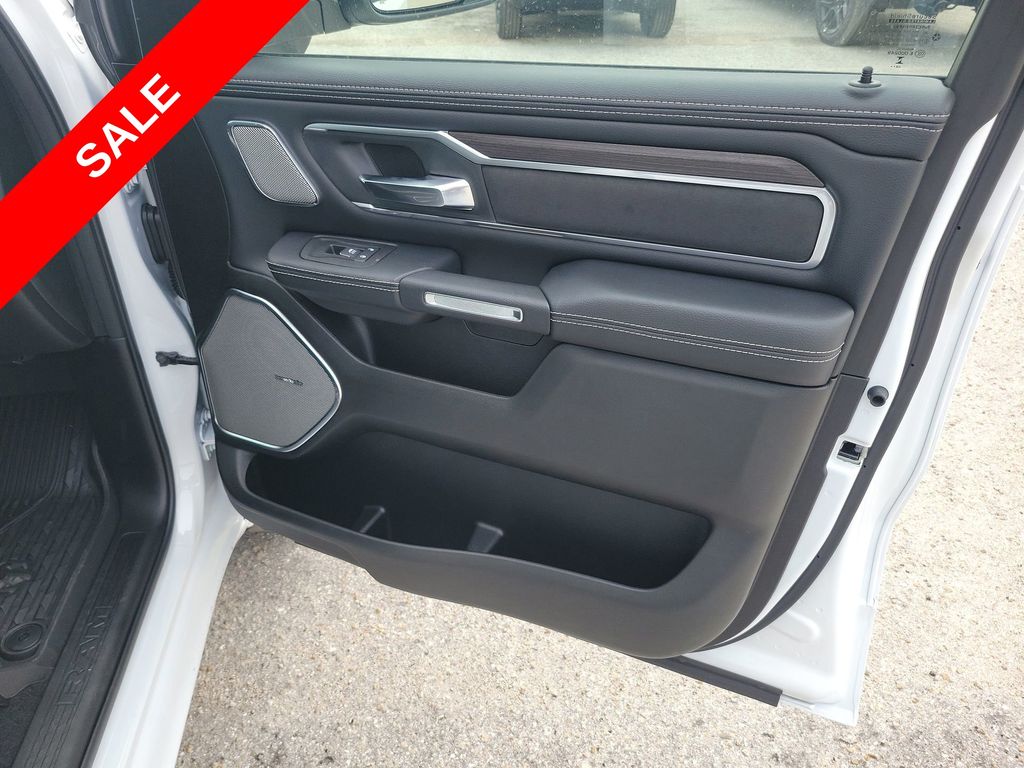 2025 Ram 1500 Laramie photo 31