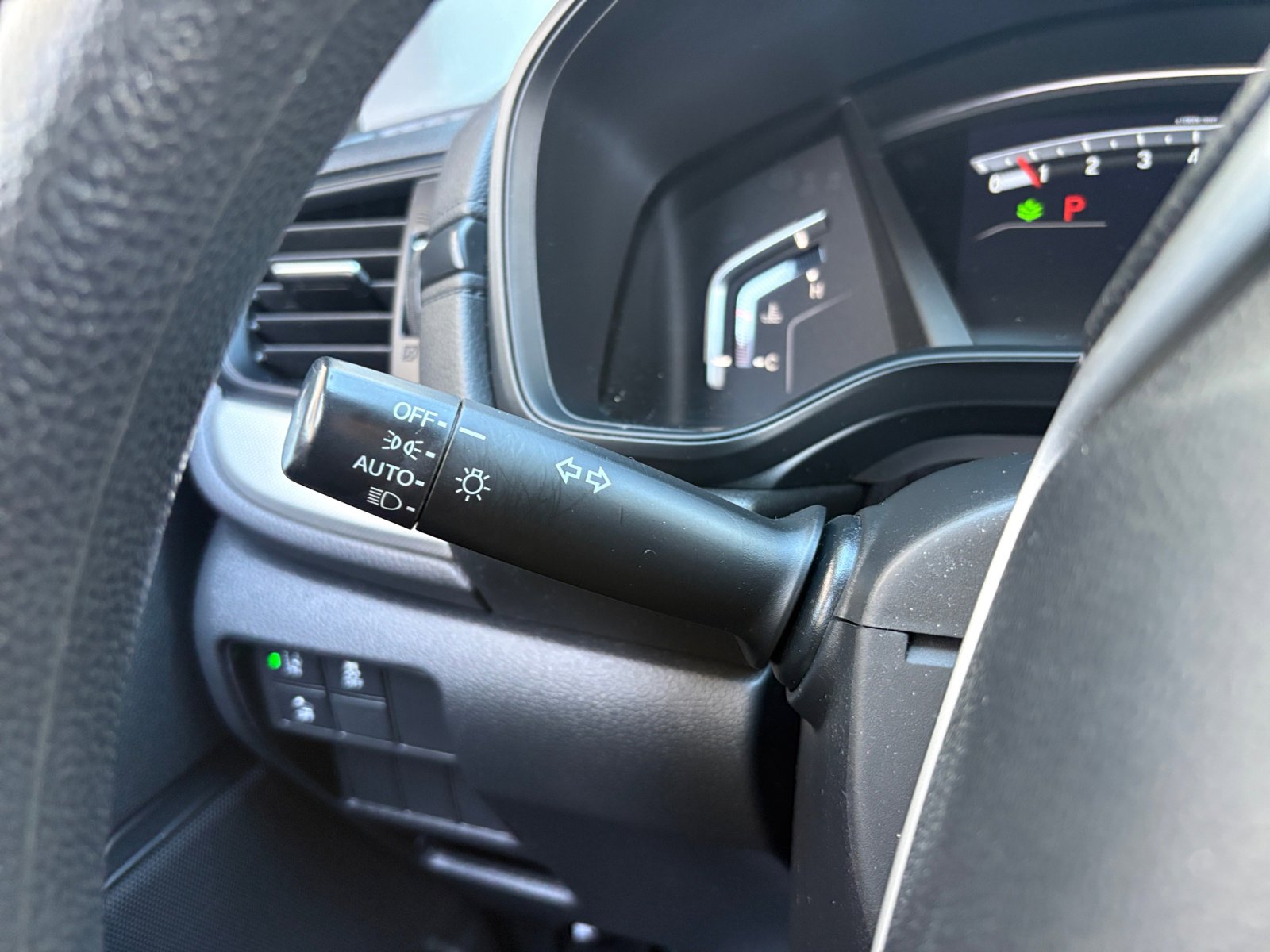 2020 Honda CR-V LX photo 19