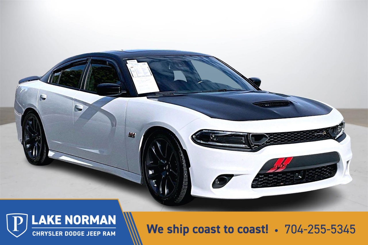 2023 Dodge Charger Scat Pack's photo