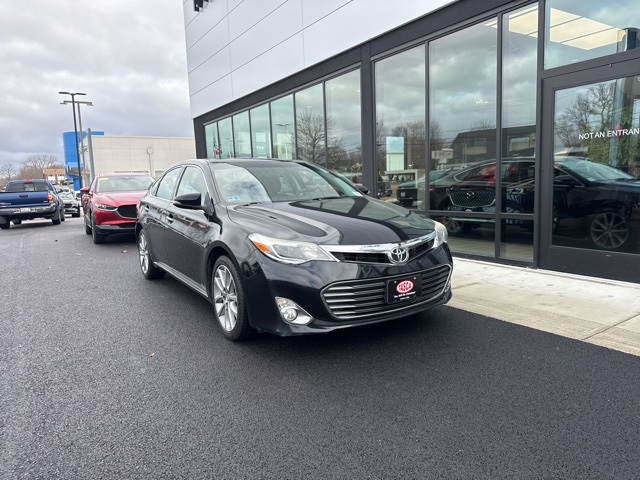 2015 Toyota Avalon XLE Touring's photo