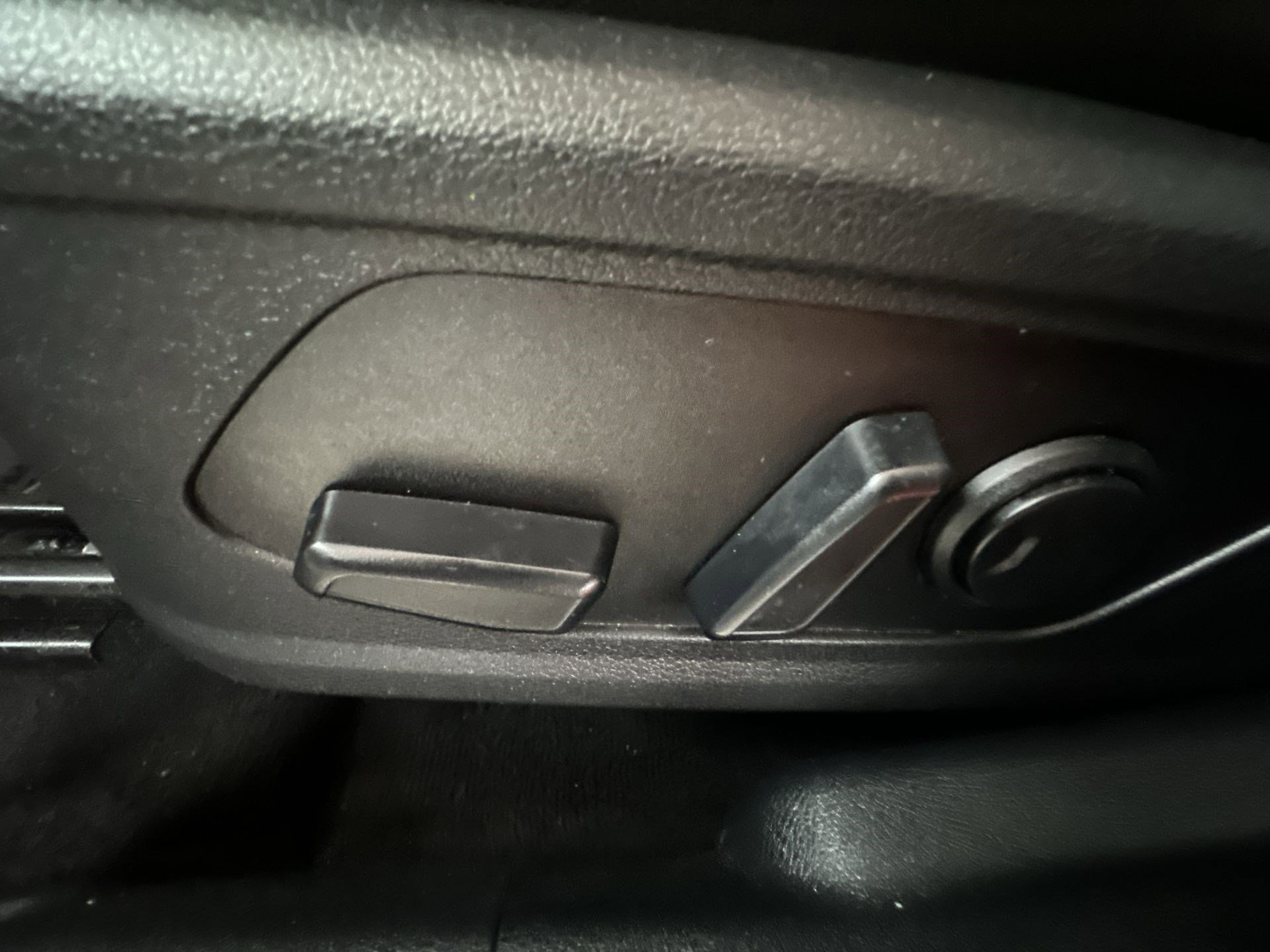 2023 Kia Sportage EX photo 10
