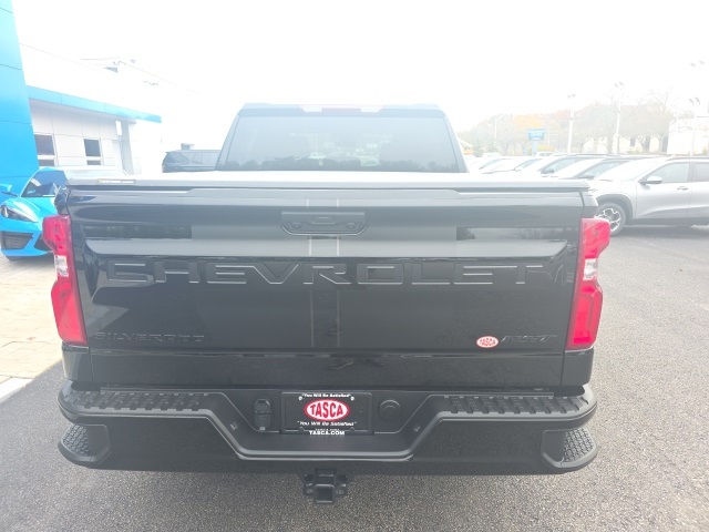 2025 Chevrolet Silverado 1500 RST photo 2