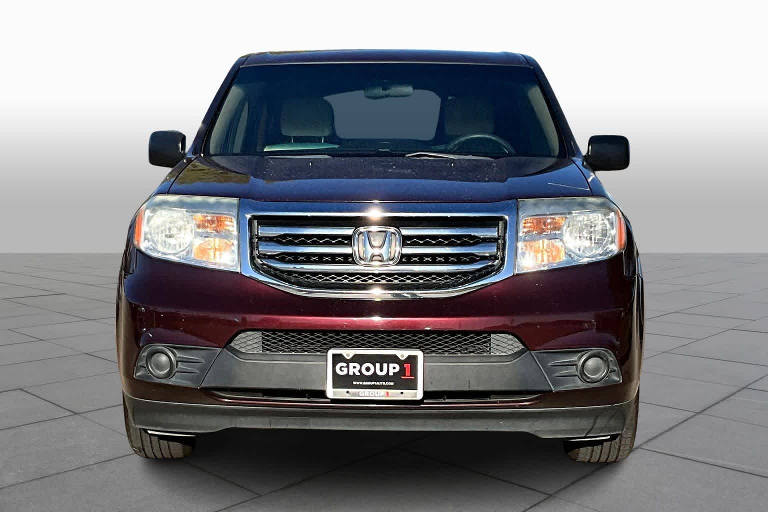 2015 Honda Pilot LX photo 3