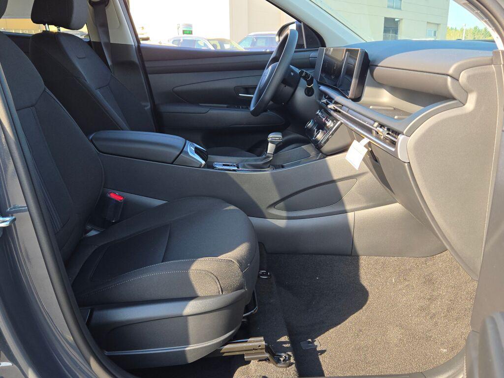 2026 Hyundai Tucson SEL photo 2