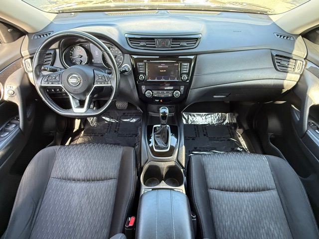 2019 Nissan Rogue SV photo 29