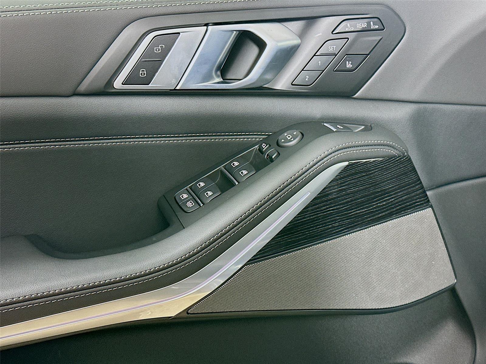 2026 Bmw X7 xDrive40i photo 17