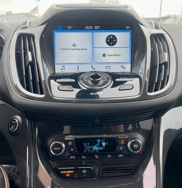 2016 Ford Escape Titanium photo 12