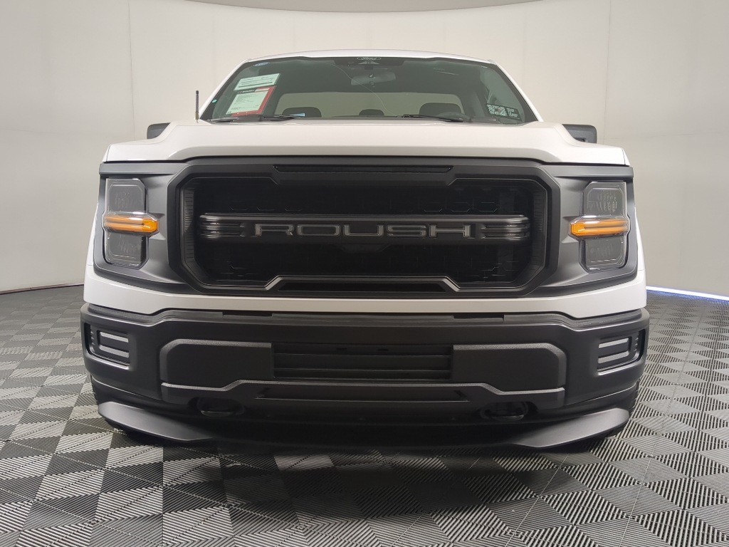 2025 Ford F-150 XL photo 4