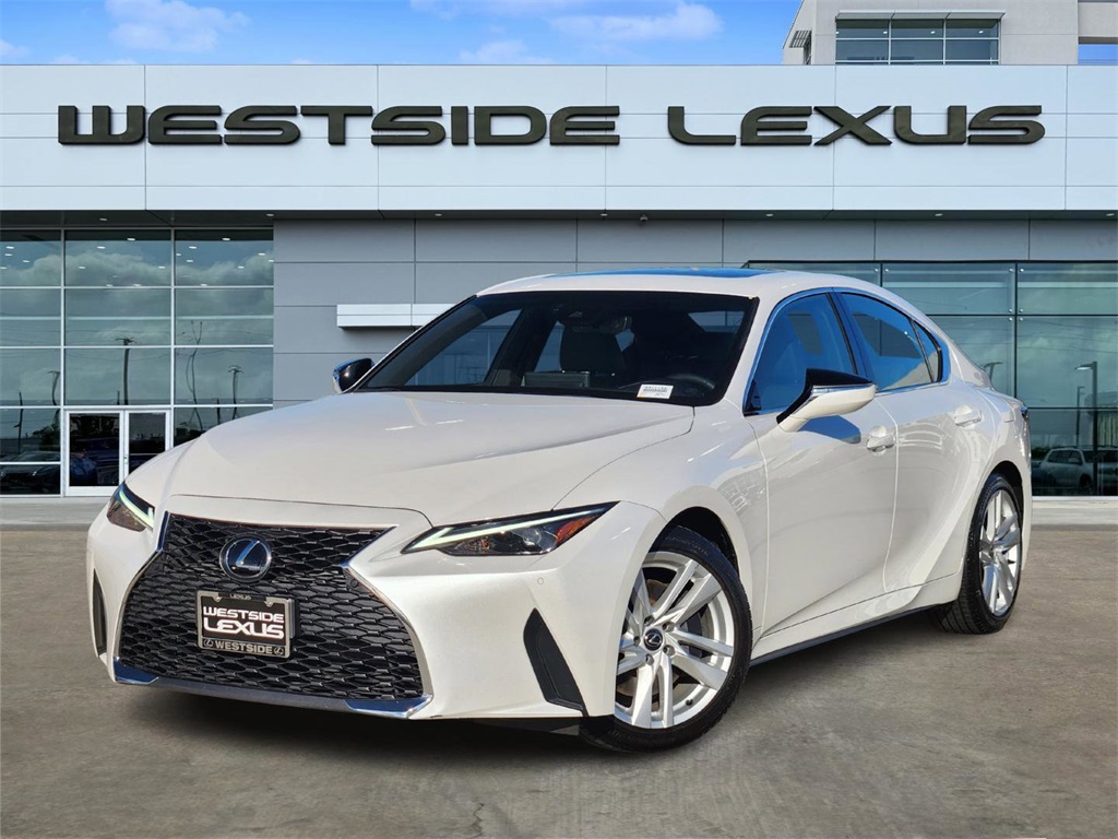 2023 Lexus IS 300's photo