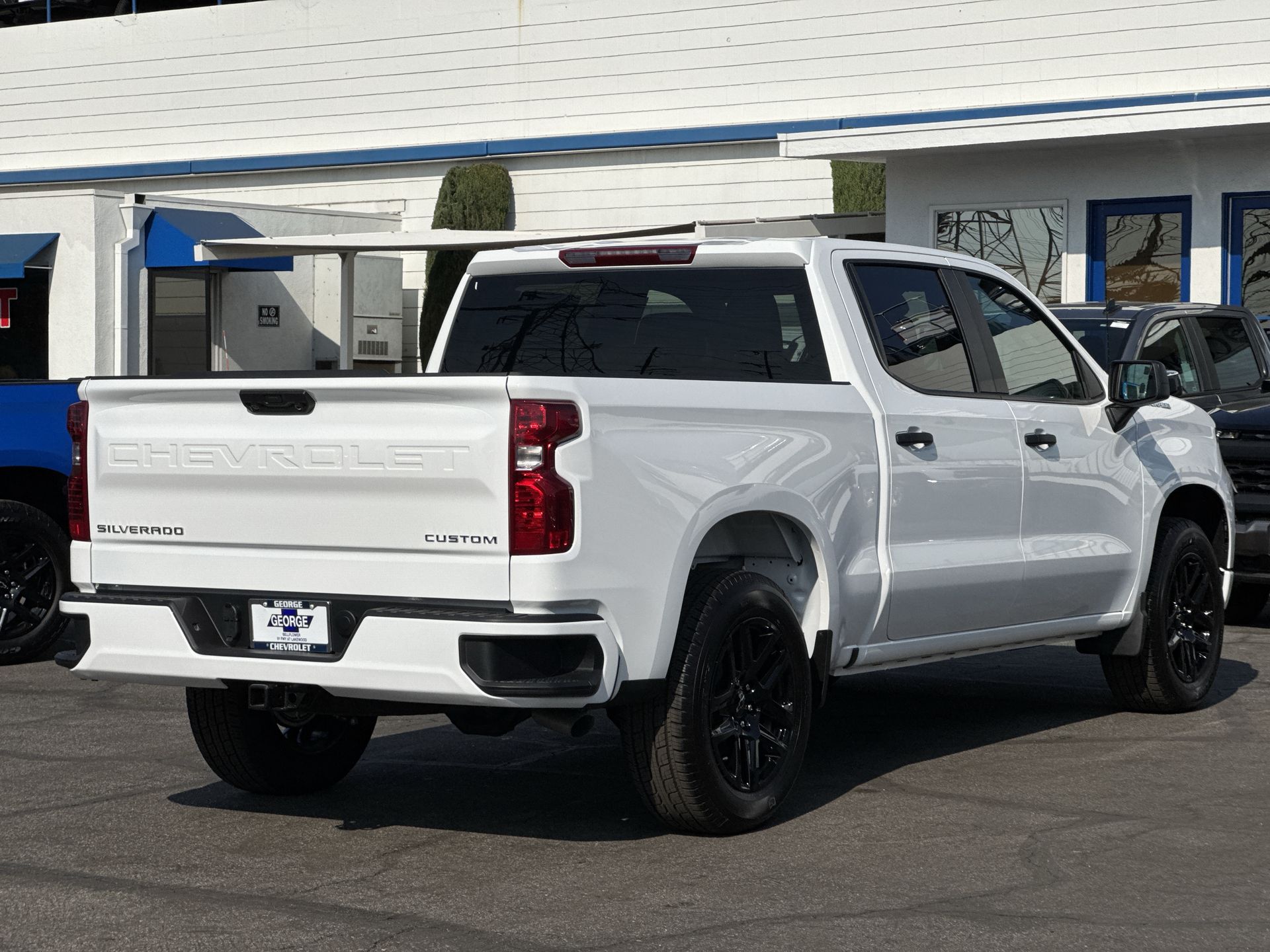 2026 Chevrolet Silverado 1500 Custom photo 5