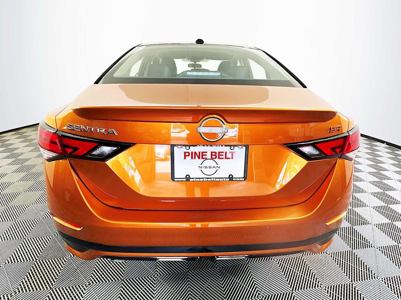 2024 Nissan Sentra SR photo 5