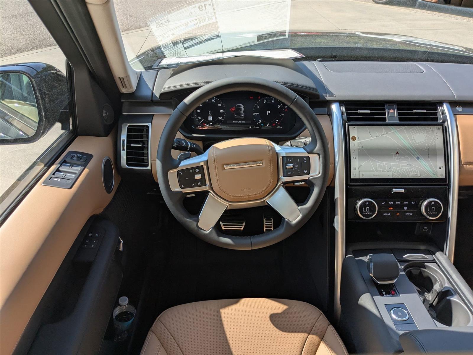 2025 Land Rover Discovery Metropolitan Edition photo 27