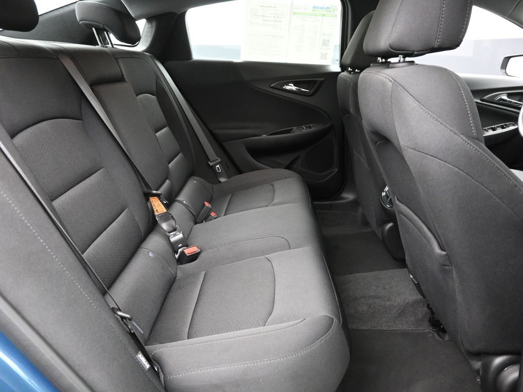 2024 Chevrolet Malibu 1LT photo 6