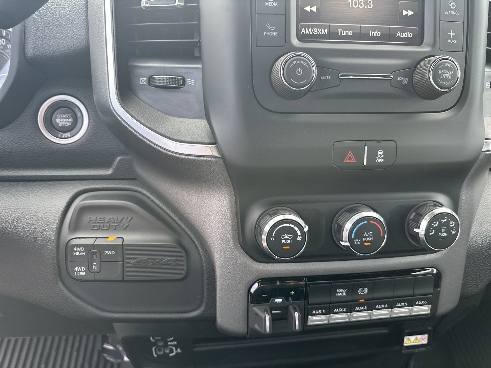 2024 Ram 3500 SLT photo 24
