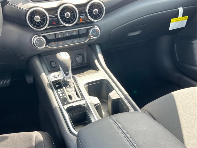 2025 Nissan Sentra SV photo 15