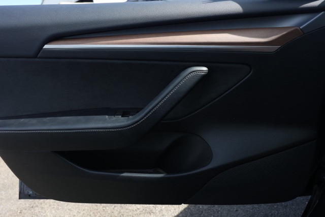 2023 Tesla Model 3 Long Range photo 21