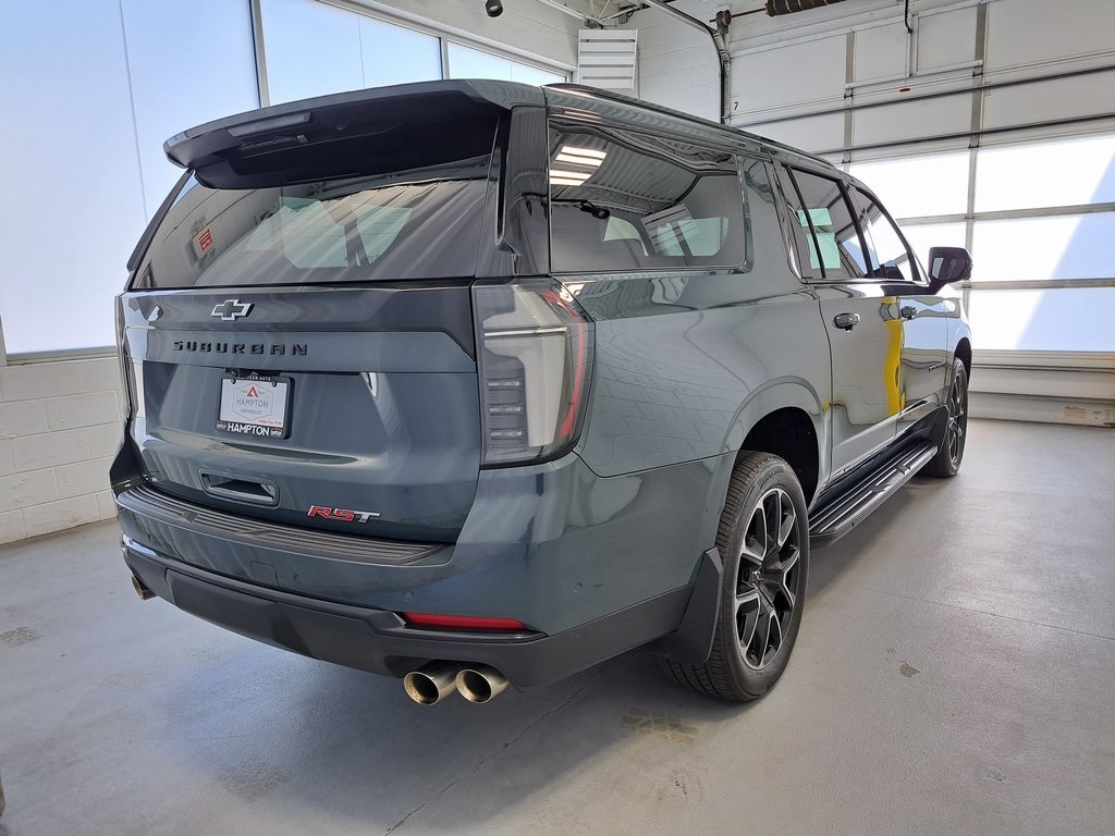 2025 Chevrolet Suburban RST photo 3