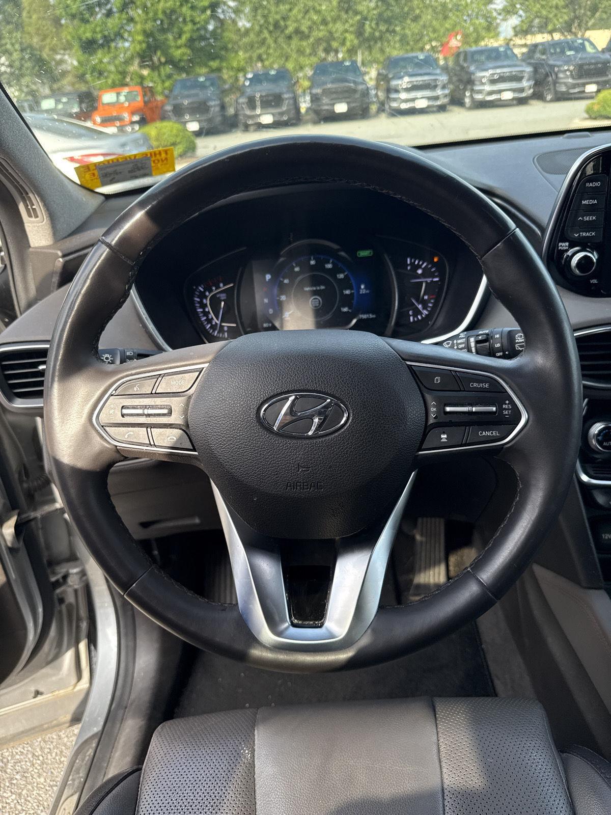 2020 Hyundai Santa Fe Limited photo 8
