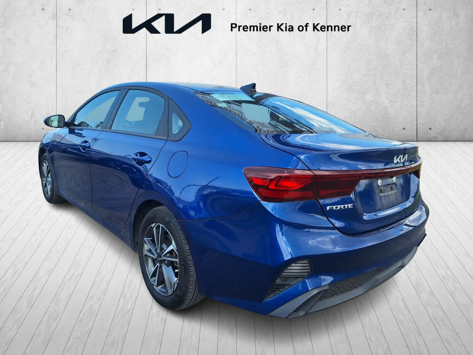 2024 Kia Forte LXS photo 3