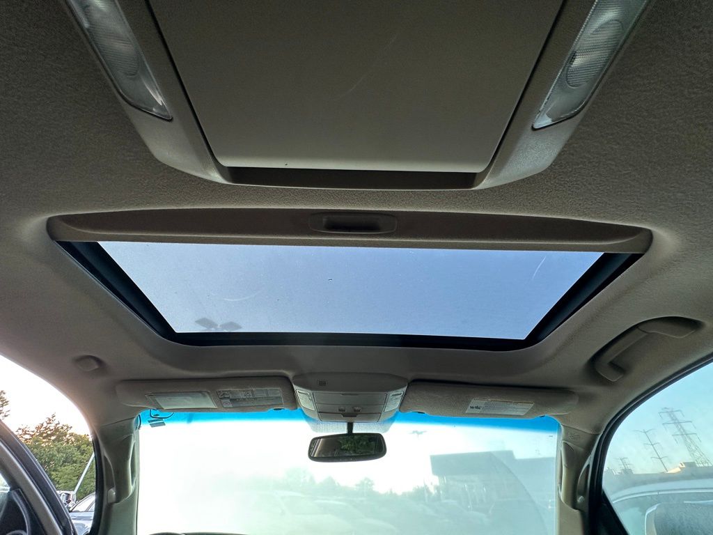 2008 Toyota Sequoia Limited photo 11