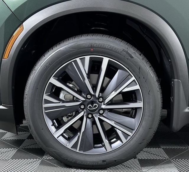 2026 Infiniti QX60 Luxe photo 9