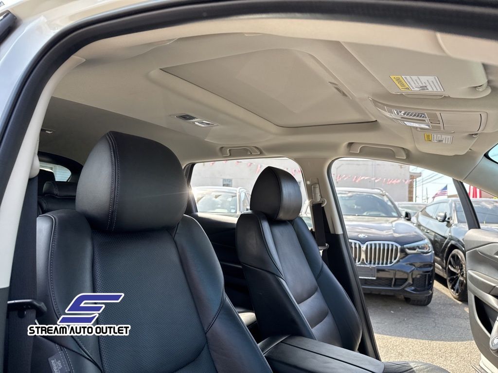 2023 Mazda CX-9 Touring photo 40