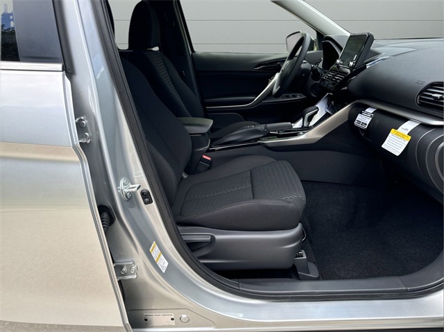 2024 Mitsubishi Eclipse Cross LE Ralliart photo 21