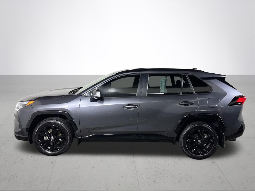 2022 Toyota RAV4 Hybrid SE photo 9