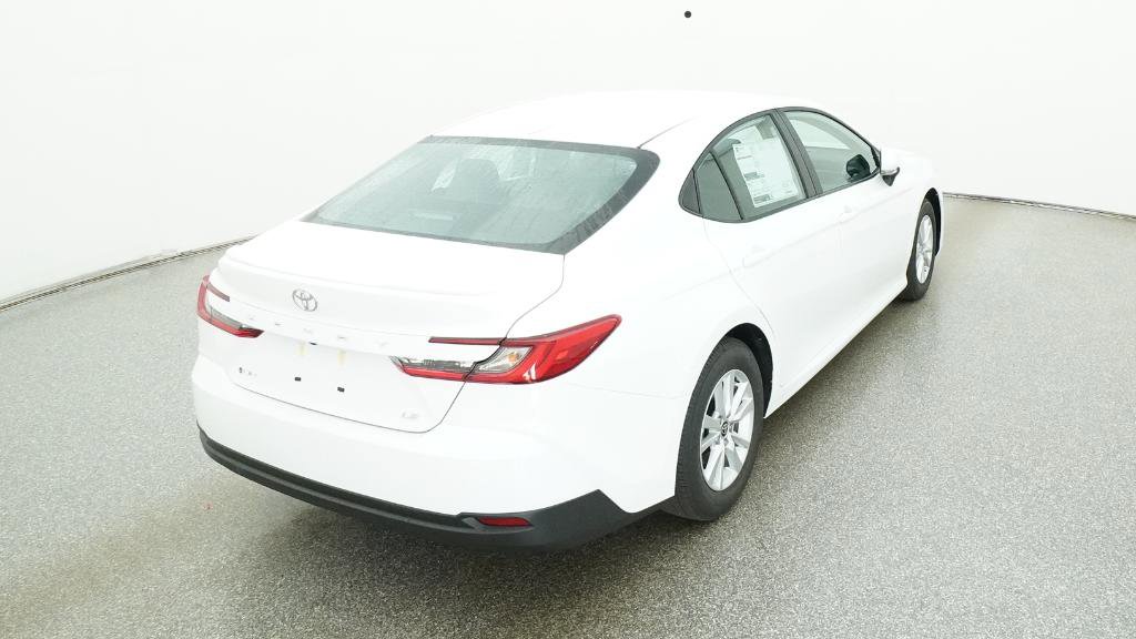 2026 Toyota Camry LE photo 19