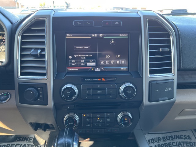 2015 Ford F-150 Lariat photo 16