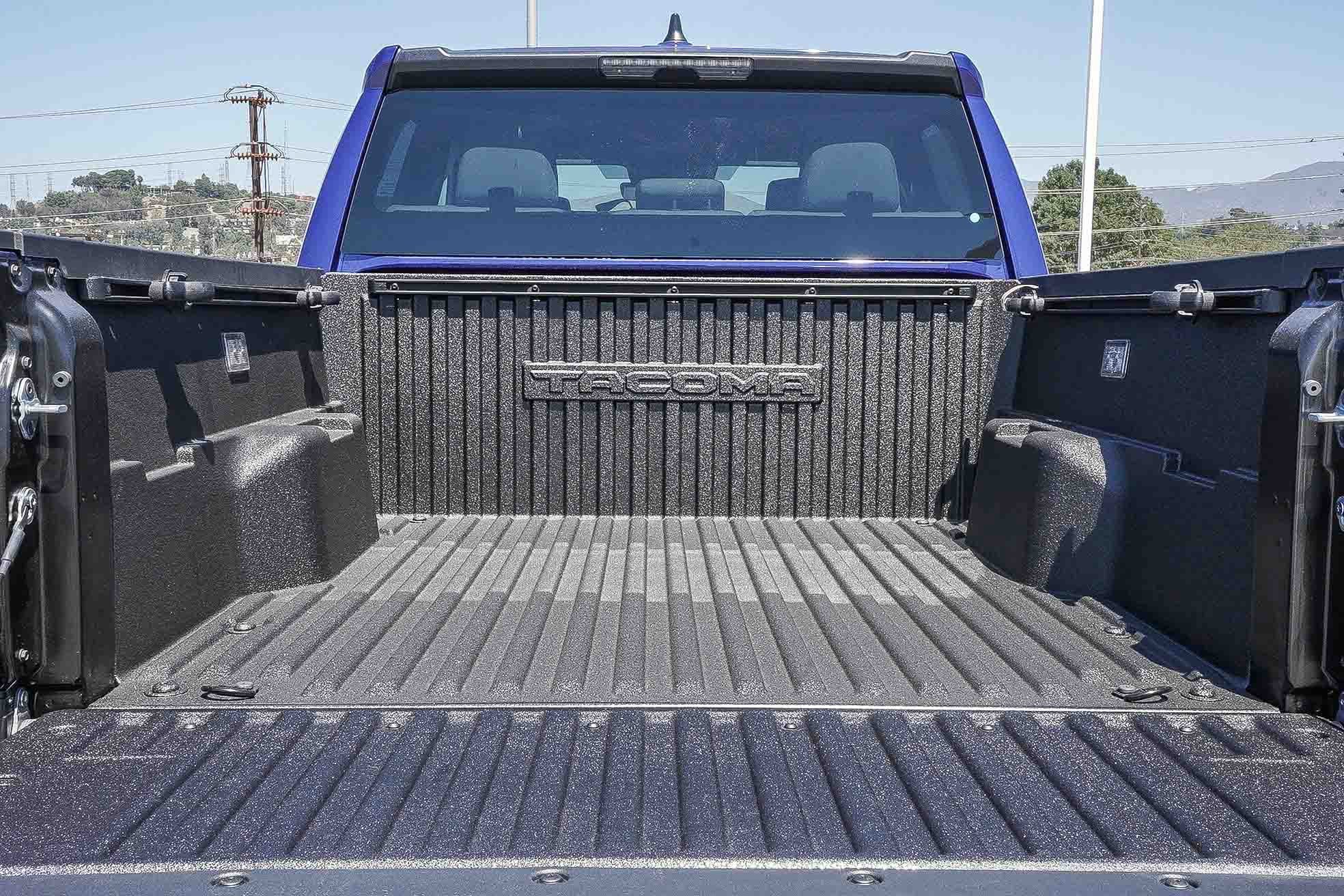 2025 Toyota Tacoma SR5 photo 12