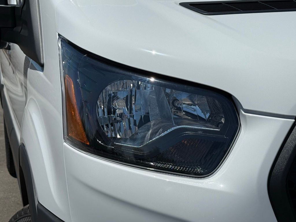 2025 Ford Transit Cargo Van photo 2
