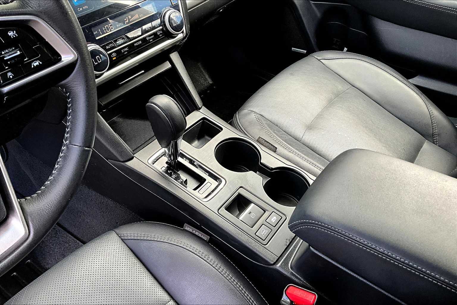 2018 Subaru Outback Limited photo 16