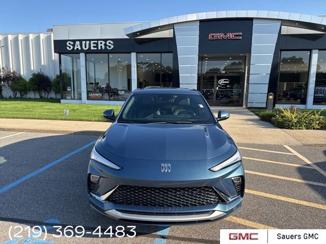 2024 Buick Envista Avenir photo 2