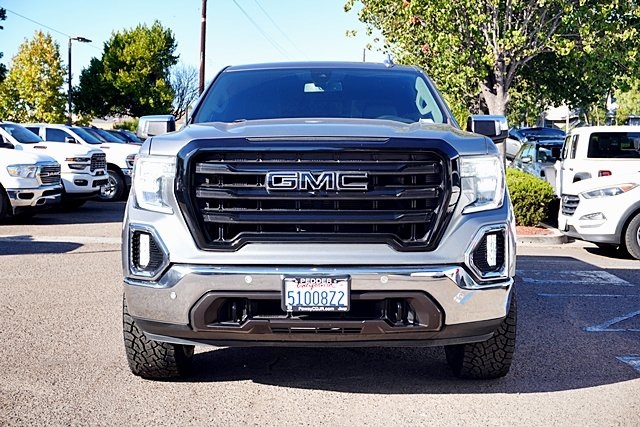 Used 2019 Gray GMC SLT image 4