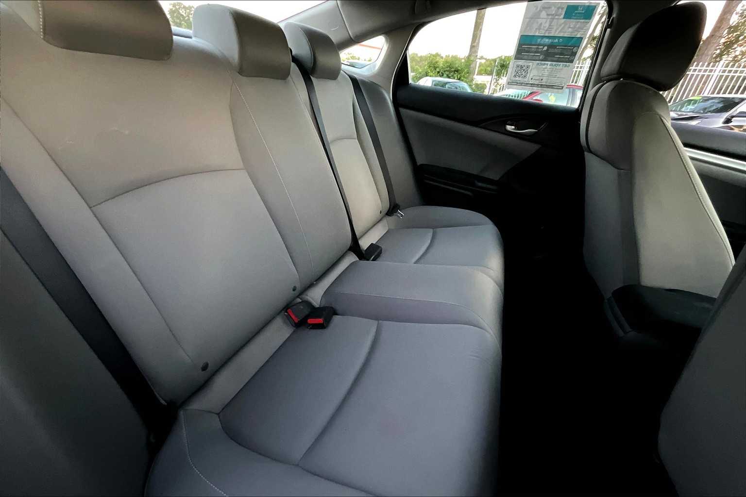 2019 Honda Civic LX photo 20