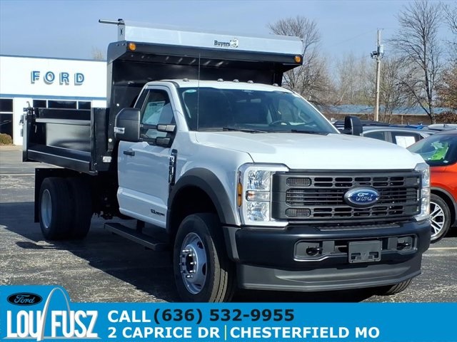 2025 Ford F-600 Super Duty Chassis Cab XL's photo