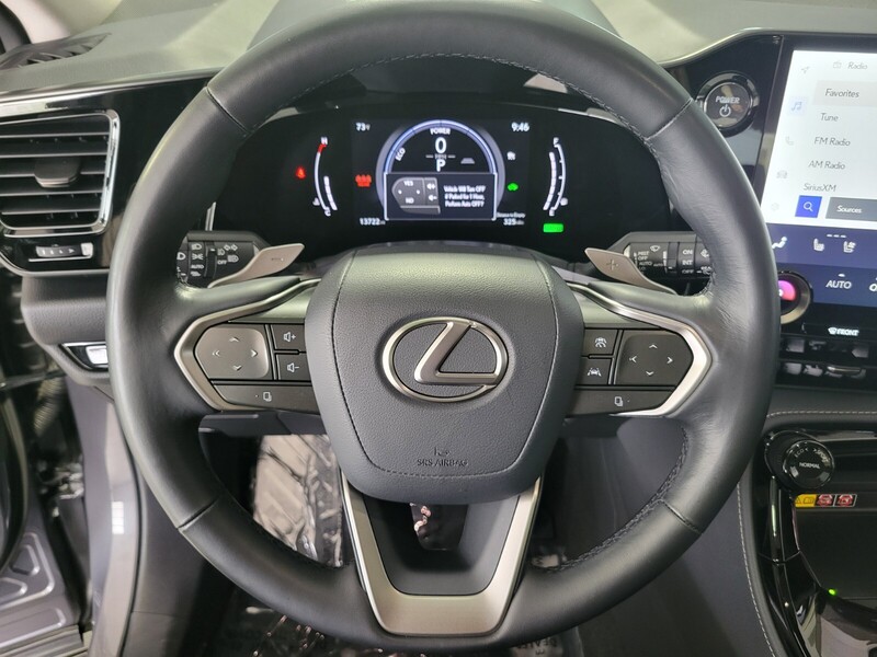 2025 Lexus NX 350h Premium AWD photo 18