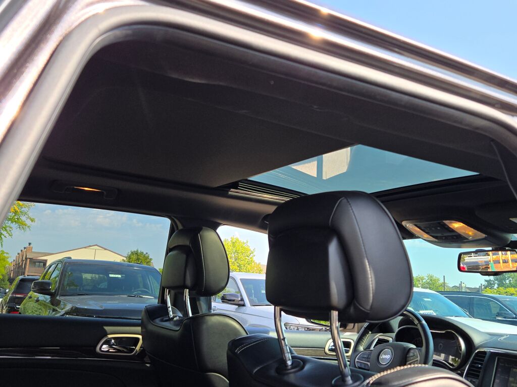 2015 Jeep Grand Cherokee Overland photo 10